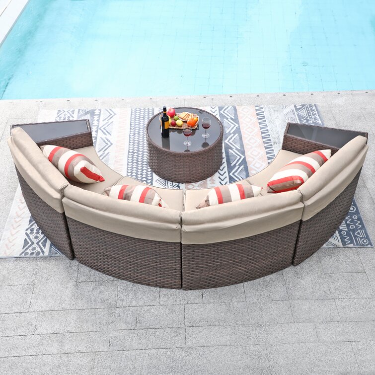 Circle outdoor online couch